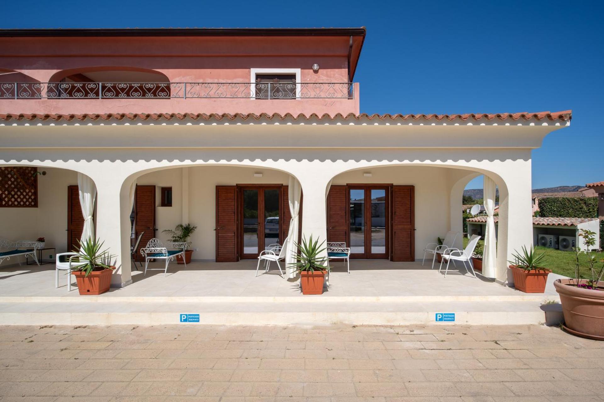 Ambra Holiday Rooms - Rooms & Beach San Teodoro  Esterno foto