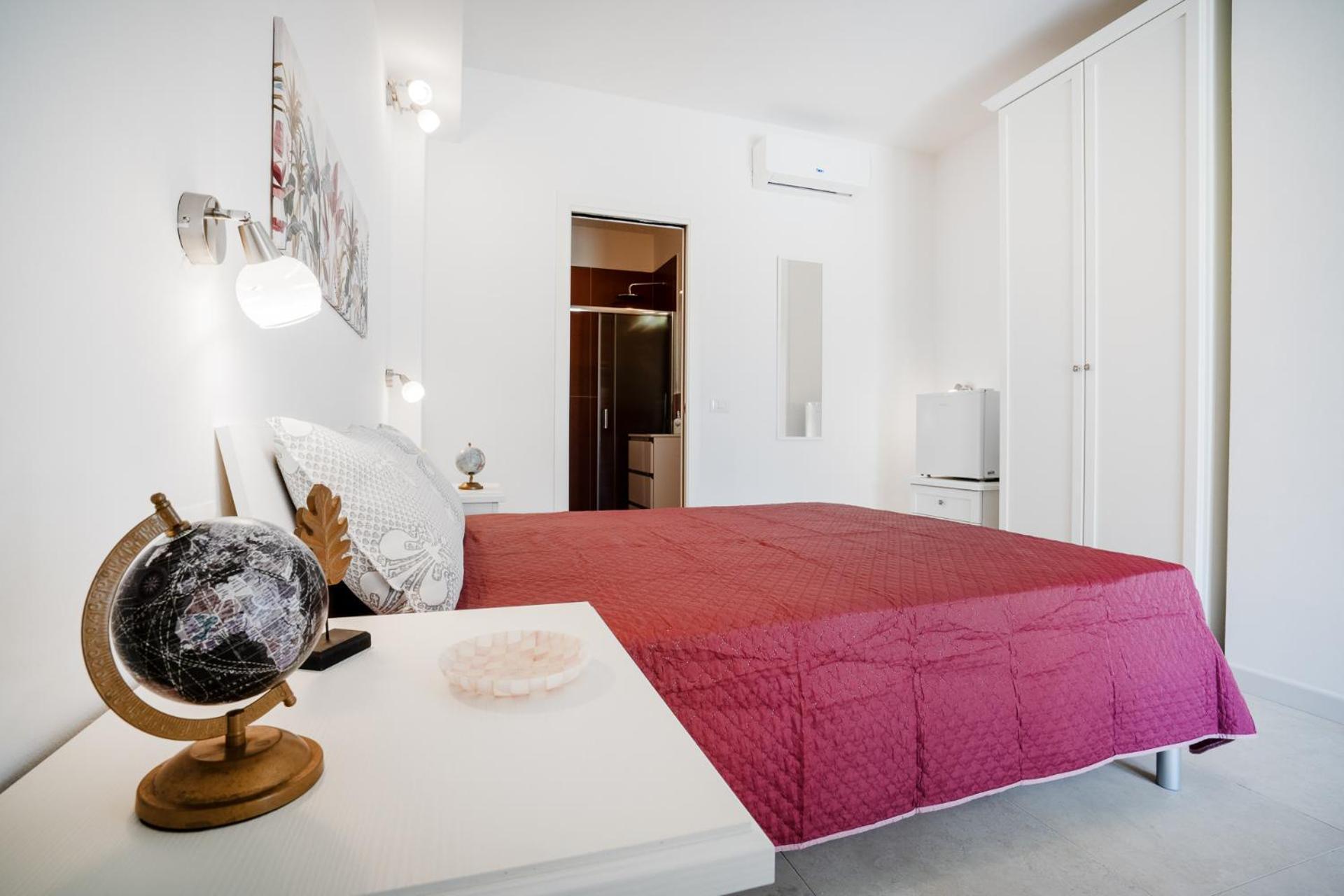 Ambra Holiday Rooms - Rooms & Beach San Teodoro  Esterno foto